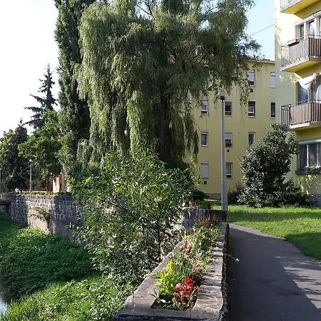 Lido Apartman